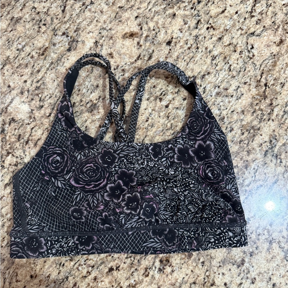 Lululemon Energy Sport Bra Size 6 - Picture 2 of 4
